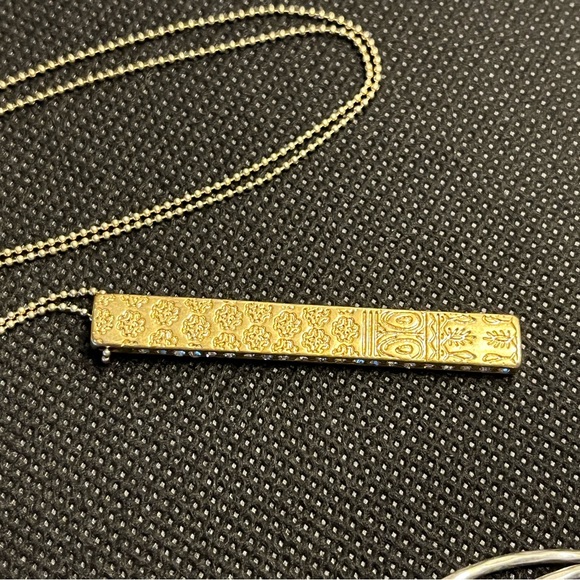 Assorted Brass Jewelry - Picture 3 of 4